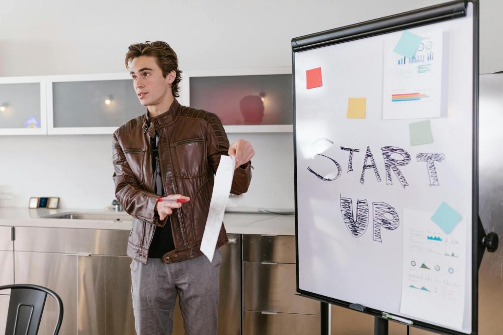Investor Pitch Deck Essentials: What Every Startup Should&nbsp;Include